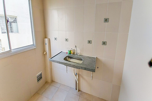 Apartamento - Residencial - 927854