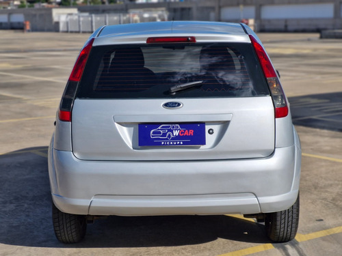 Ford Fiesta 1.6 MPI CLASS HATCH 8V FLEX 4P MANUAL
