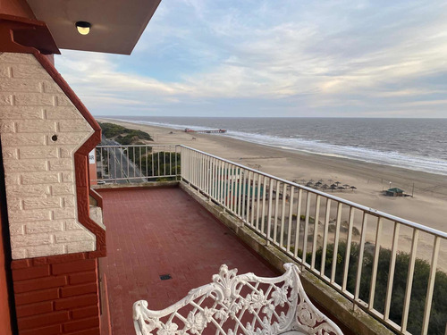 Imagen 4 de 17 de Venta Departamento Con Maravillosa Vista Directa Frente Al Mar - Único Por Estado Y Ubicacion. Escucho Tu Propuesta. Puedo Financiar