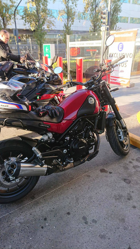Imagen 5 de 16 de Benelli Leoncino 500