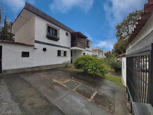 Imagen 3 de 27 de Venta Casa 500mt2 4h+est+serv /5b+serv /4p El Cafetal