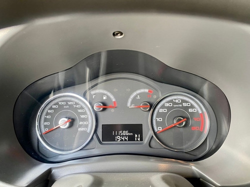 Imagem 15 de 15 de Fiat Grand Siena 1.6 Essence