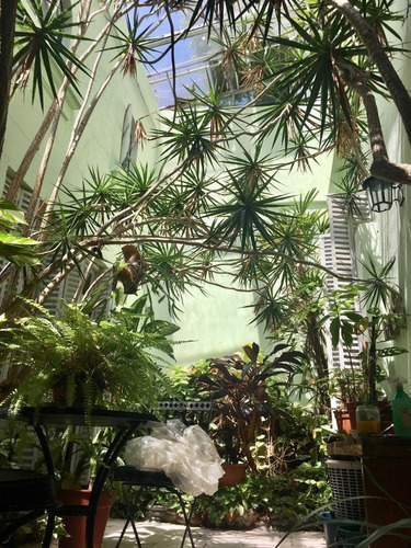 Imagen 6 de 17 de Venta - Hermosa Casa En Paternal - Cochera - Terraza C/parrilla