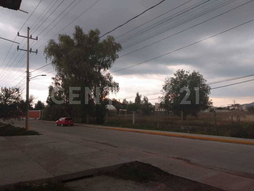 Bodega Con Amplio Terreno En Venta En Jilotepec, Estado De México