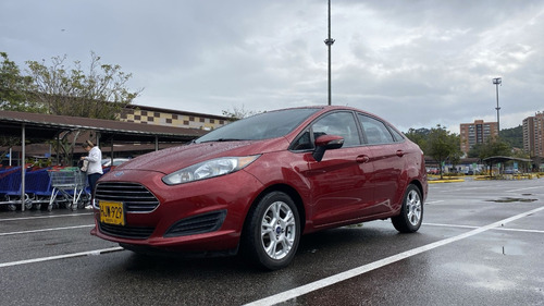 Imagen 1 de 25 de Ford Fiesta