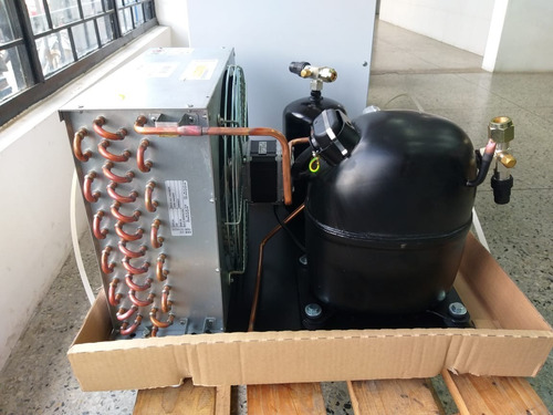 Imagen 3 de 5 de Unidad Condensadora 1.5 Hp Cubigel 220v R404 Media/baja