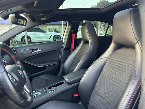 Imagen 17 de 20 de Mercedes-benz Clase A A45 Amg Divino