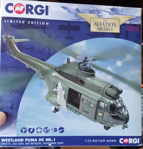 Forces Of Valor Corgi Helicóptero Puma 1/72