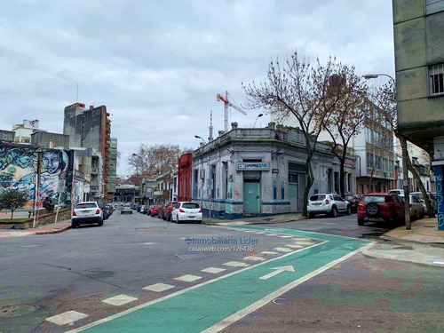 Local Comercial En Excelente Punto De Cordón Sur