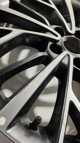Rin Original 18 Hyundai Tucson 2019/2021 Usado Gris Oscuro (Usado)