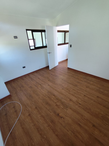 Se Vende Hermosa Casa En Loteo Las Hacienda Las Vizcachas..