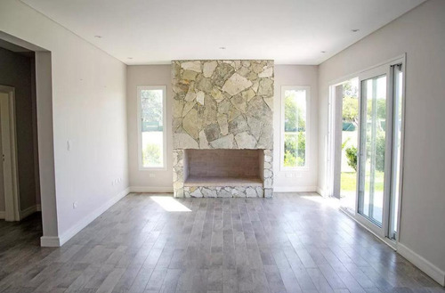 Casa En Buenos Aires Golf