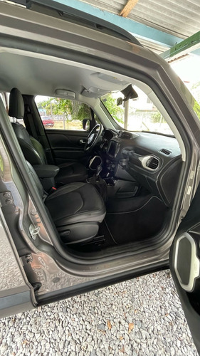 Jeep Renegade 1.8 Longitude Flex Aut. 5p