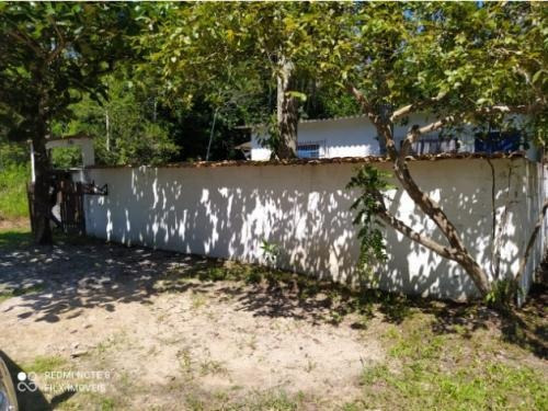 Imagem 3 de 14 de Chácara No Litoral Com Piscina, Medindo 480m² - 7919 Lc