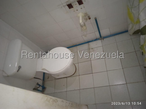 Rosa Rodríguez Vende Casa En San Jose, Barquisimeto 25-17091