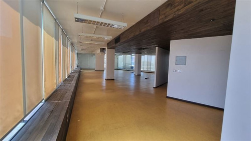 Imagen 5 de 13 de Oficina En Arriendo En Providencia
