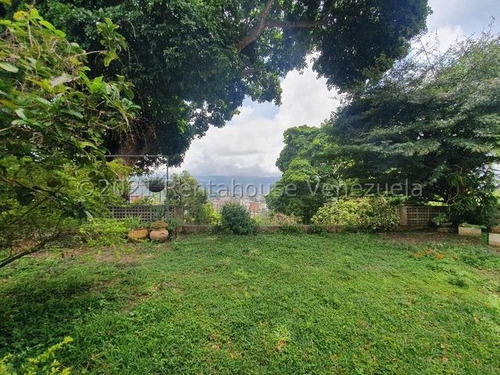 Imagen 13 de 14 de Casa En Venta En Lomas Del Club Hipico, Caracas. Código 21-27136 Mvg