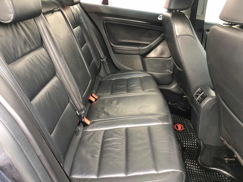 Volkswagen Vento 2.5 Luxury Tiptronic 170cv
