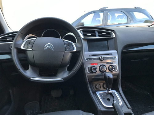 Imagen 20 de 25 de Citroen C4 Lounge 1.6 At Thp Shine Año 2017 - Liv Motors