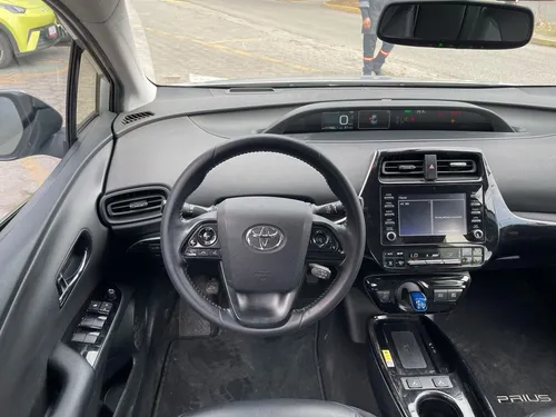 Toyota Prius 1.8 Premium Cvt