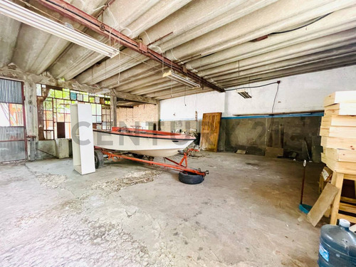 Galpón En Venta En Villa Elvira, La Plata.