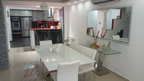 Imagen 2 de 13 de Tibisay Rojas Vende Townhouse Amoblado En Lomas Alto. Cód.: 145333. Telf. 0414-4173701.