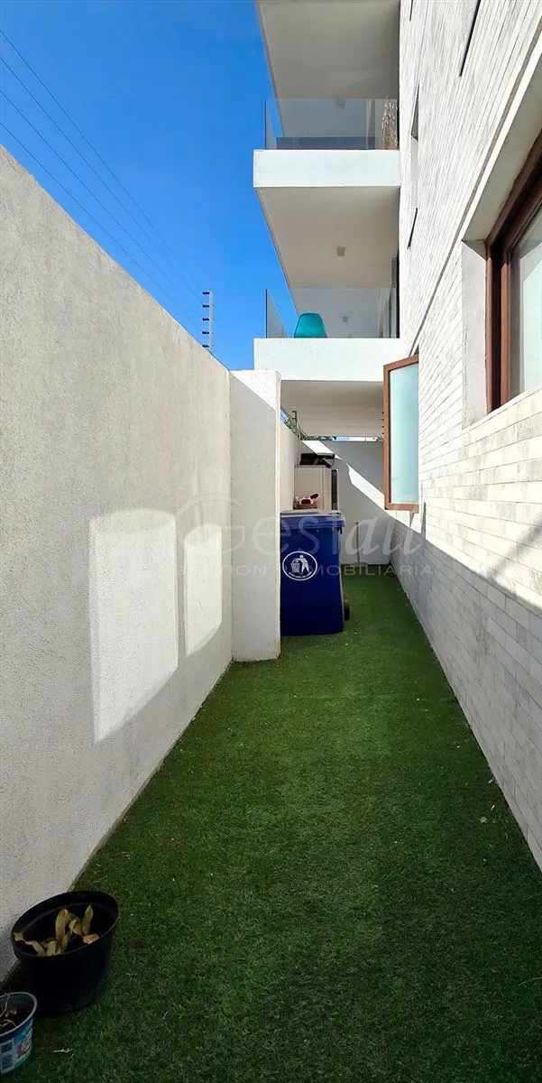 Imagen 4 de 30 de Departamento En Arriendo De 2 Dorm. 1 Baño En Las Condes