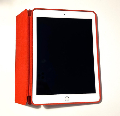 iPad Air 2 Wi-fi 16gb Silver A1566 - Usado - Con Case Apple