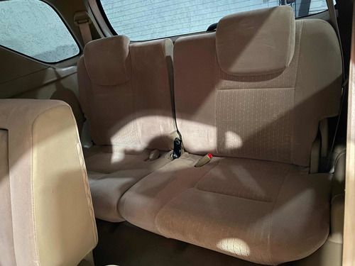 Imagen 12 de 14 de Toyota Hilux Sw4 2011 Blanca 7 Asientos 4x4 Impecable Permut