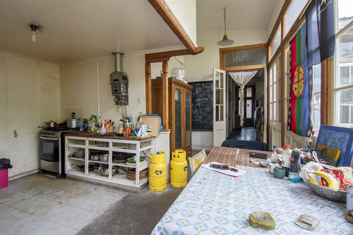 Casa En Venta De 4 Dorm. En Ñuñoa