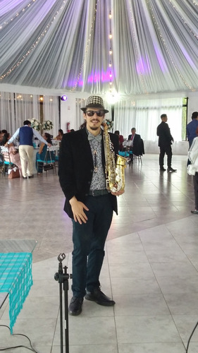 Imagen 1 de 10 de Servicio Musical Saxofonista Profesional Eventos Y Bodas