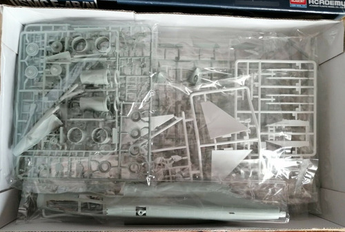 Avion Mcdonnell Douglas Usmc F-4b/n Scala 1:48 Es Un Armable