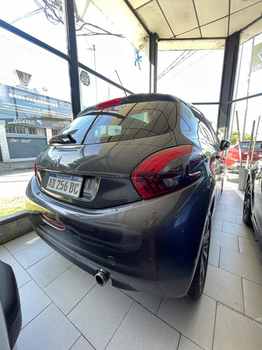 Imagen 10 de 15 de Peugeot 208 1.6 Feline 2018