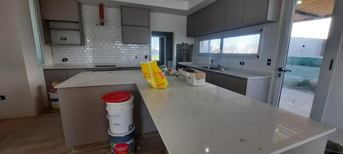 Imagen 12 de 24 de Casa En Venta El Canton