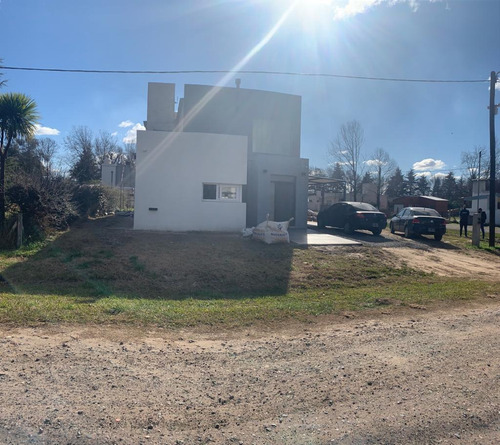 Imagen 2 de 14 de Venta! Casa Club De Campo Circulo Medico Junin