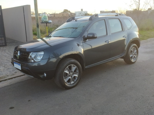 Imagen 1 de 12 de Renault Duster 2.0 Ph2 4x4 Privilege 143cv