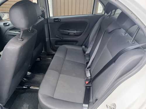 Volkswagen Voyage 1.0 12v Total Flex 4p