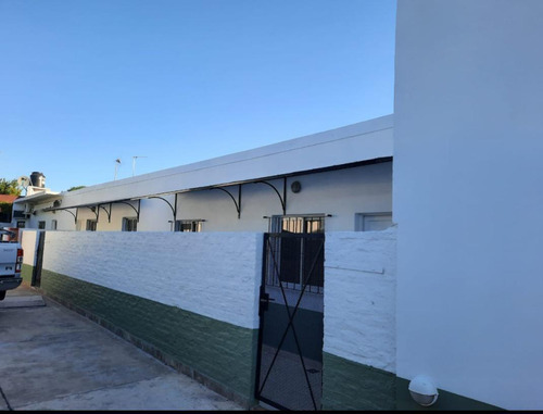 Ph En Venta - 9 Dormitorios 6 Baños - Cochera - 700mts2 - Garin, Escobar
