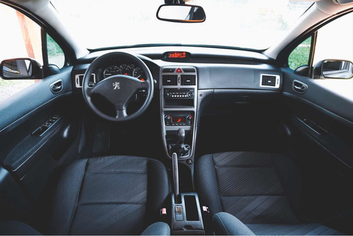 Peugeot 307 1.6 Presence Flex 5p 2012