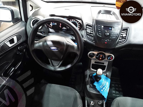 Ford Fiesta 1.6 se Plus Hatch 16v