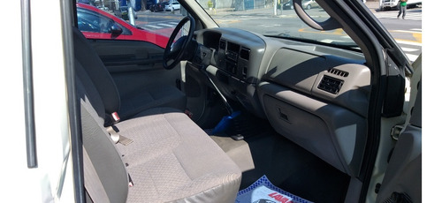 Ford - F250 6cc Turbo Diesel - 2001
