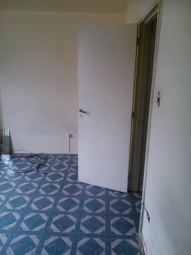 Imagen 3 de 9 de Departamento En Velez Sarsfield En Venta (sin Expensas)