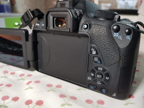 Canon T5i + Tripé, Disparador, Microfone