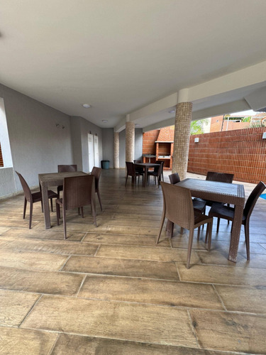 Townhouse De Lujo En Terrazas De Camoruco