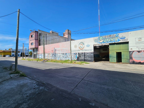 Galpon-industrial De 1700 Metros-lateral+esquina- San Justo 