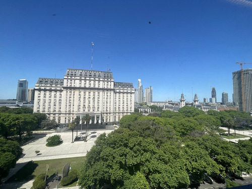 Oficina De 700 M2 En Monserrat