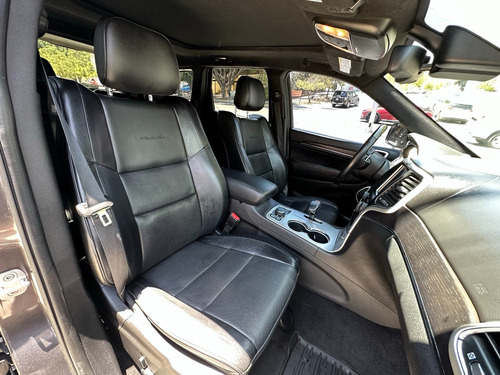 Jeep Grand Cherokee 5.7 Summit 4x4 Mt