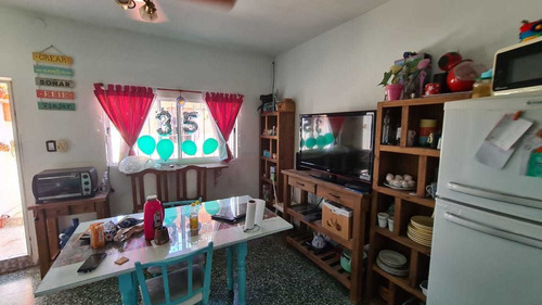 Imagen 3 de 10 de En Venta En El Palomar: Hermoso Departamento Tipo Casa De 3 Ambientes Con Lavadero Y Patio Propio; F: 8518