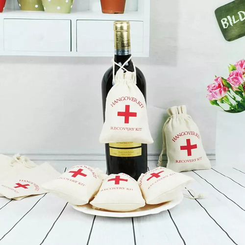 . Kit Com 50 Sacolas De Presentes Para Casamento E Ressaca