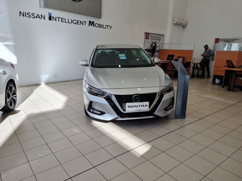 Imagen 3 de 25 de Nissan Sentra Advance Cvt Cesar
